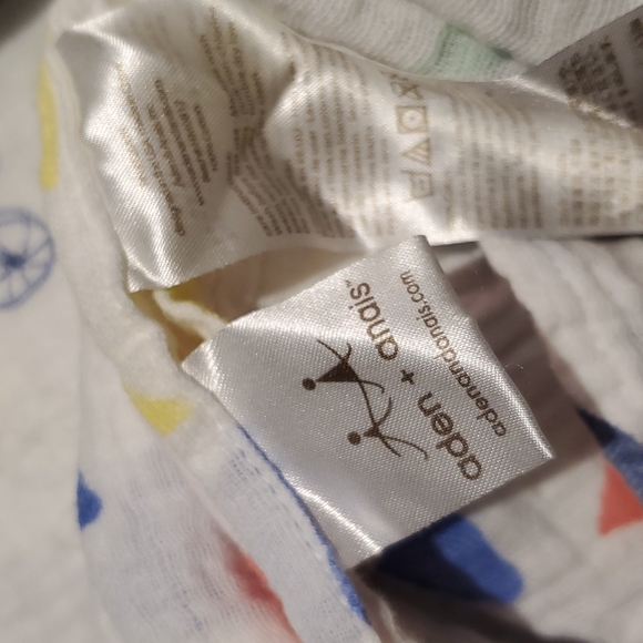 6 Muslin Swaddle Blankets - Picture 4 of 4